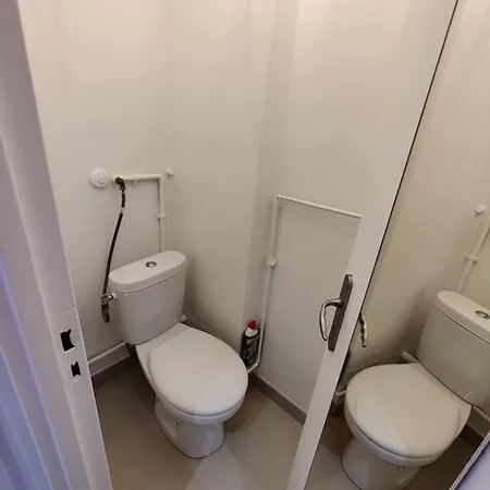 Hyper Centre-ville, Petite France アパート